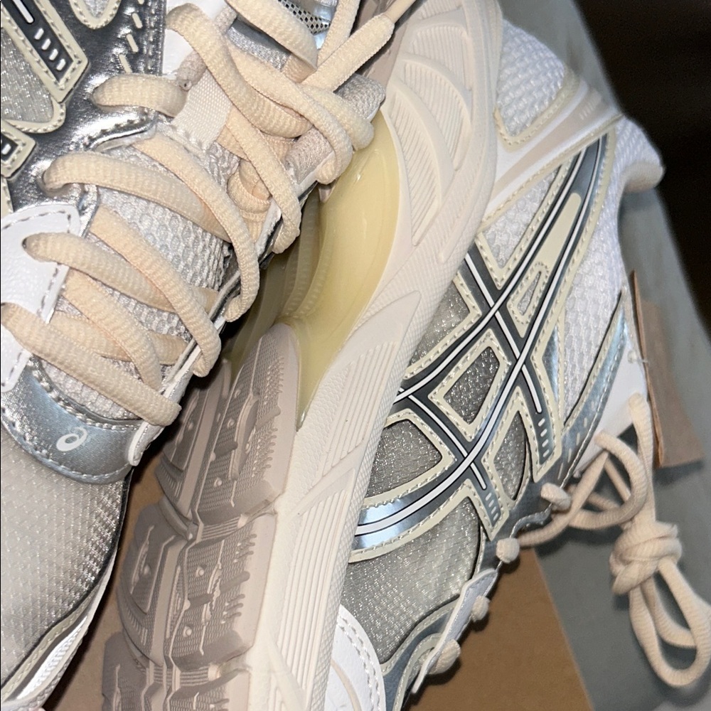 Women’s ASICS pure silver white GT-2160 women’s 7.5 crème - Picture 7 of 11